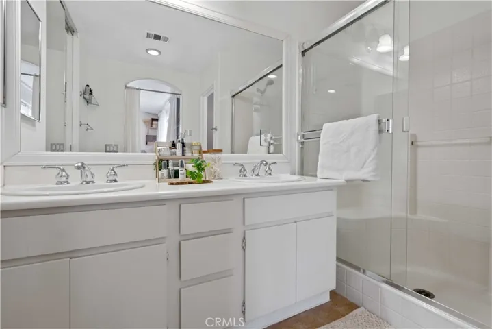 26503 Big Horn Way, Valencia, California 91354