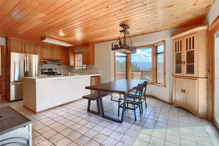 7204 Hites Cove Road, Mariposa, California 95338