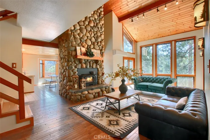 7204 Hites Cove Road, Mariposa, California 95338
