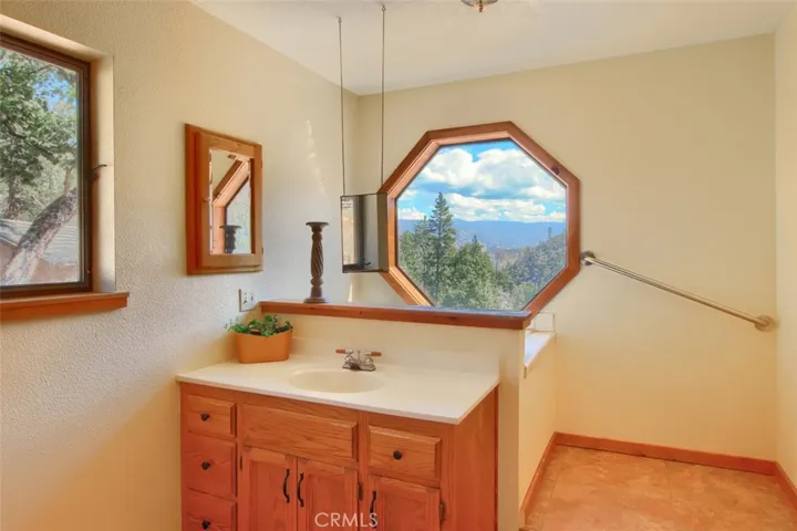 7204 Hites Cove Road, Mariposa, California 95338
