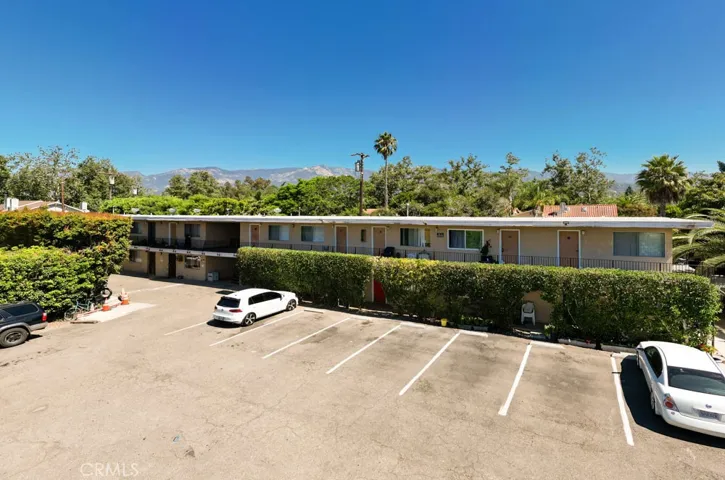 427 W Islay Street, Santa Barbara, California 93101
