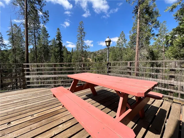 7212 Snyder Ridge Road, Mariposa, California 95338