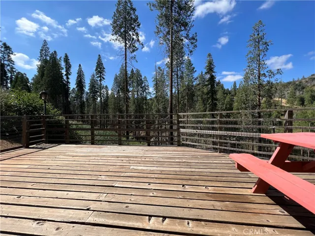 7212 Snyder Ridge Road, Mariposa, California 95338