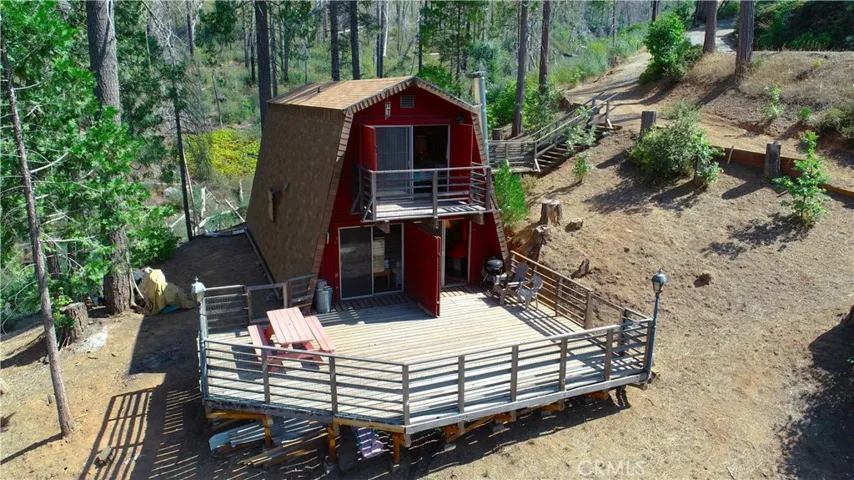 7212 Snyder Ridge Road, Mariposa, California 95338