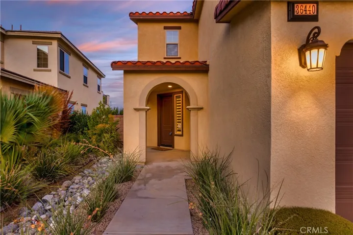 36440 Shedera Road, Lake Elsinore, California 92532