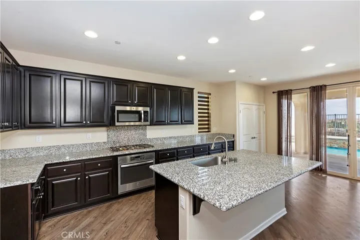 36440 Shedera Road, Lake Elsinore, California 92532