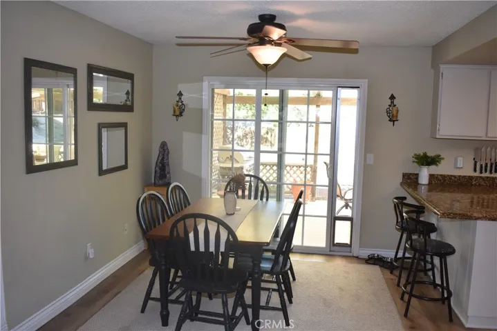 17333 Queensglen Avenue, Lake Los Angeles, California 93591