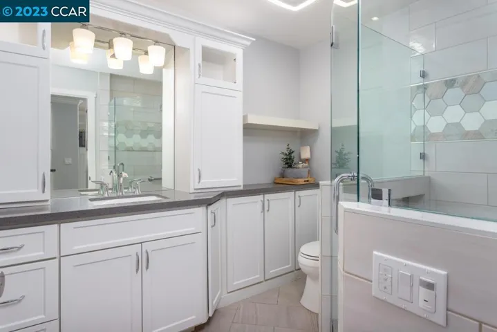 1909 Skycrest Dr Unit 9, Walnut Creek, California 94595
