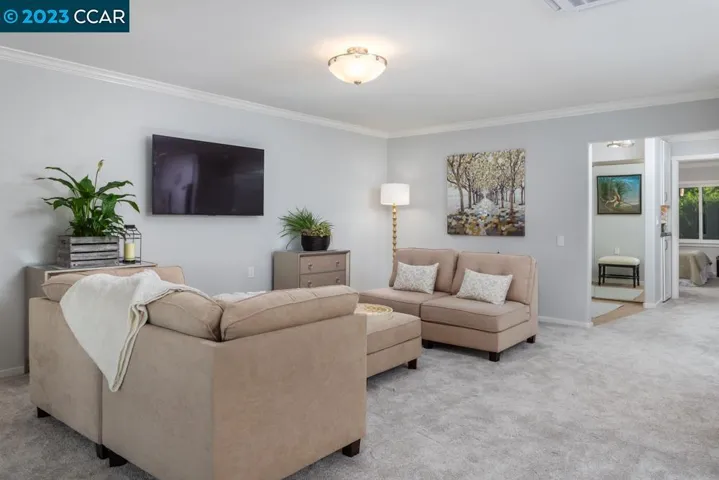 1909 Skycrest Dr Unit 9, Walnut Creek, California 94595