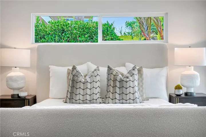 16971 Roundhill Drive, Huntington Beach, California 92649
