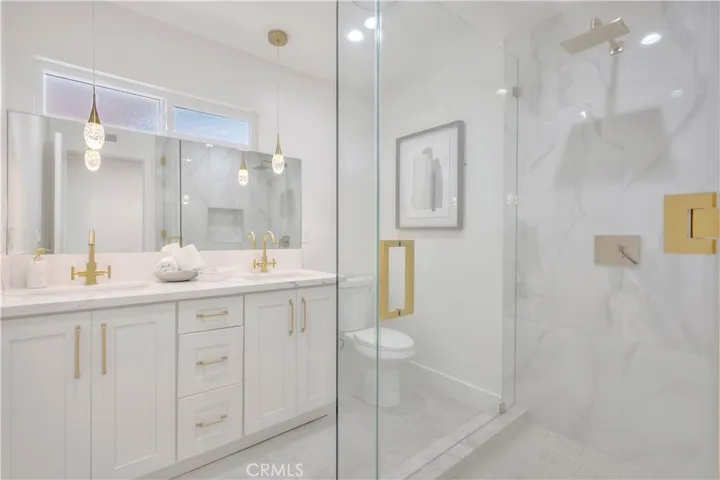 16971 Roundhill Drive, Huntington Beach, California 92649