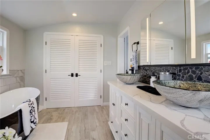 4440 W 59th Place, Los Angeles, California 90043