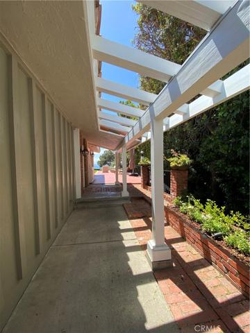 29015 Trailriders Drive, Rancho Palos Verdes, California 90275