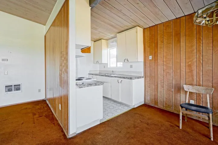 116 Evans Avenue, Pacific Grove, California 93950