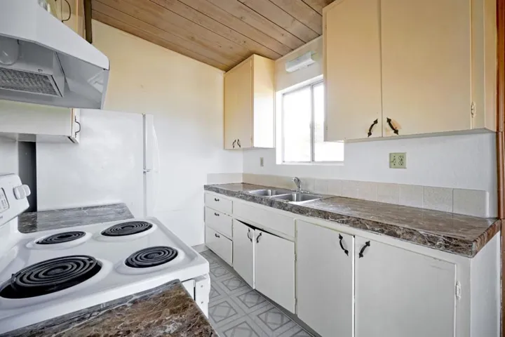 116 Evans Avenue, Pacific Grove, California 93950
