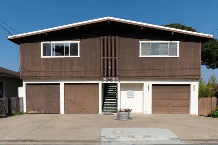 116 Evans Avenue, Pacific Grove, California 93950