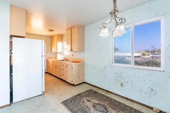 116 Evans Avenue, Pacific Grove, California 93950