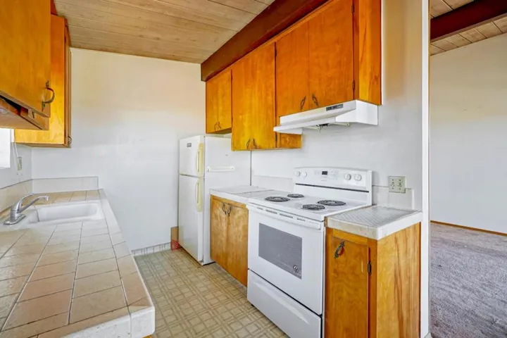 116 Evans Avenue, Pacific Grove, California 93950