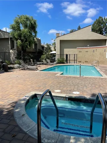 Pool and hottub