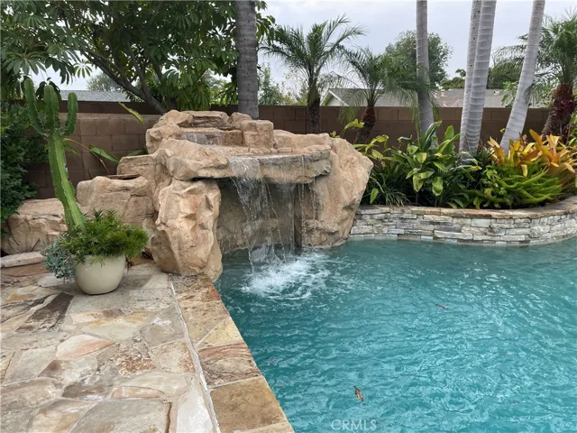 13051 Bow Place, North Tustin, California 92705