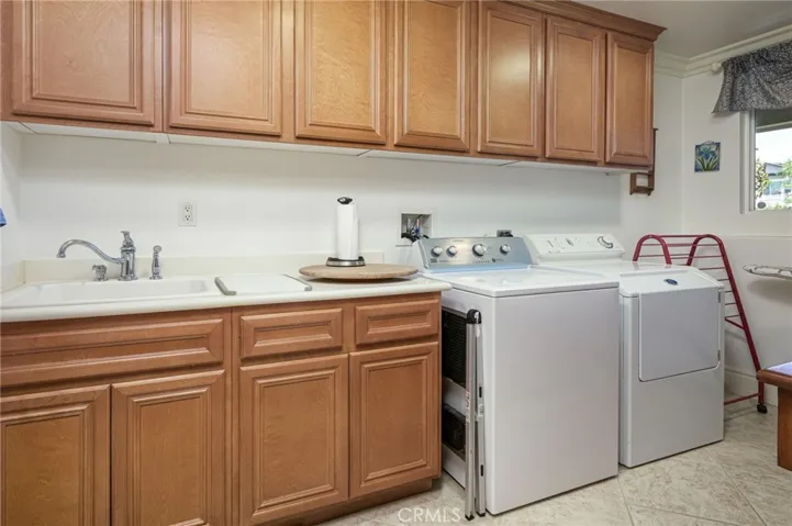 13051 Bow Place, North Tustin, California 92705