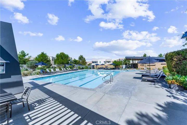 102 Smallwheel, Irvine, California 92618
