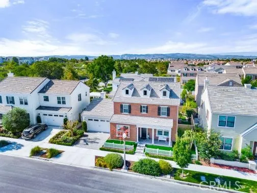 102 Smallwheel, Irvine, California 92618