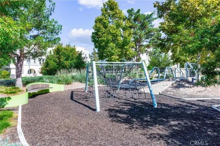 102 Smallwheel, Irvine, California 92618