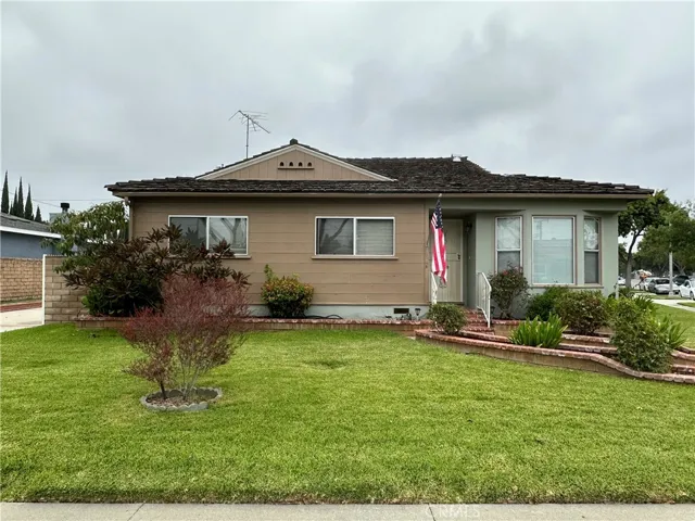 4169 Quigley Avenue, Lakewood, California 90713