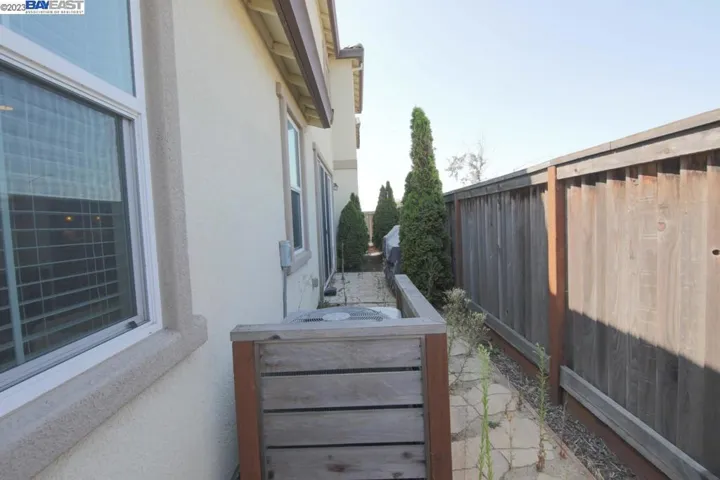 5515 Clove Hitch Loop, Fremont, California 94555