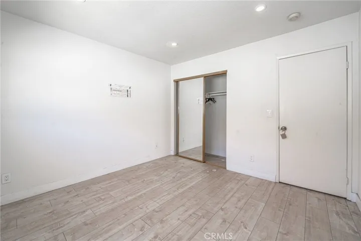 18130 Oxnard Street Unit 72, Tarzana, California 91356