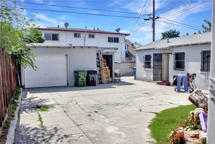 324 W 50th Street, Los Angeles, California 90037