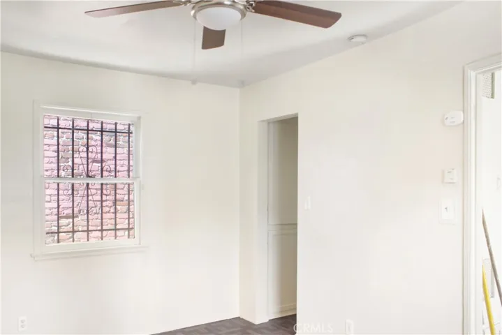 324 W 50th Street, Los Angeles, California 90037