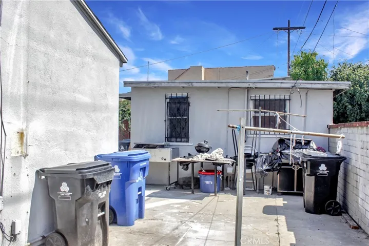 324 W 50th Street, Los Angeles, California 90037