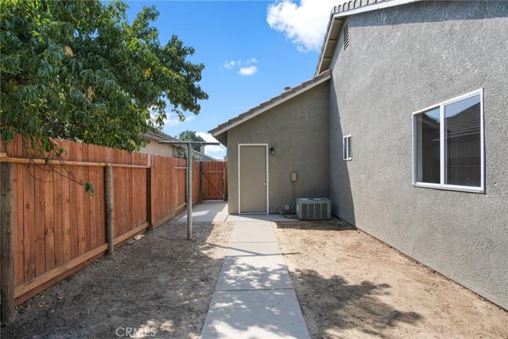 9620 Driftwood Avenue, Delhi, California 95315