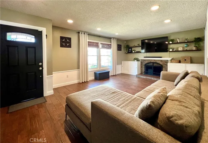 8596 Camelia Drive, Riverside, California 92504
