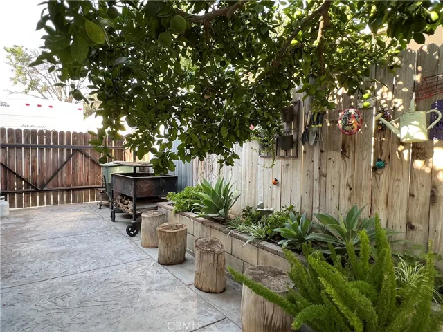 8596 Camelia Drive, Riverside, California 92504