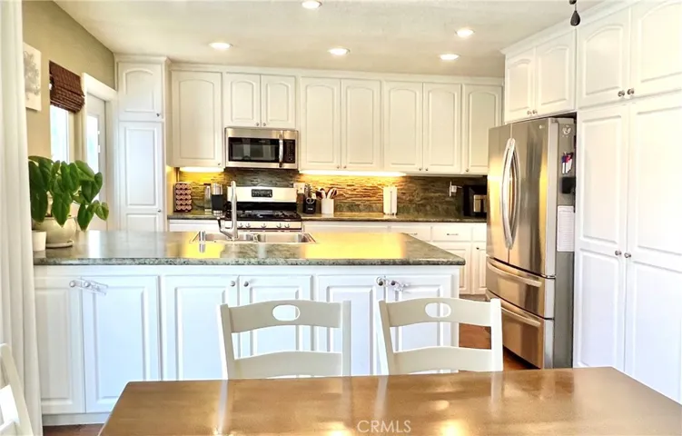 8596 Camelia Drive, Riverside, California 92504