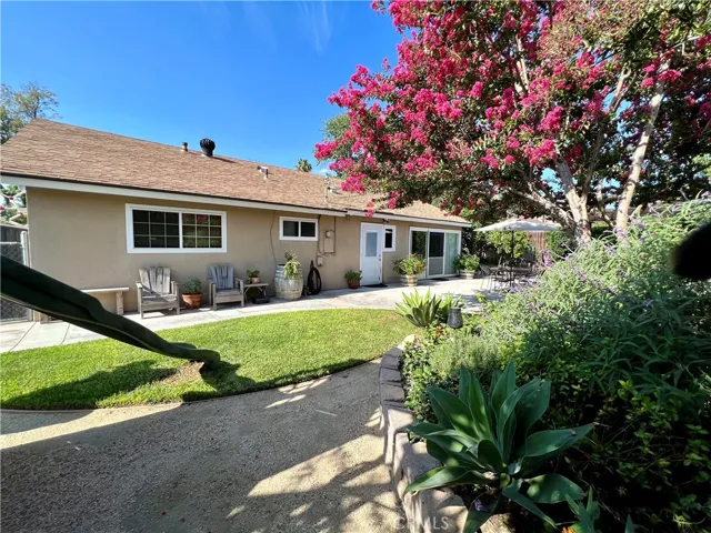 8596 Camelia Drive, Riverside, California 92504