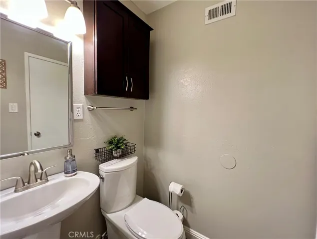 8596 Camelia Drive, Riverside, California 92504