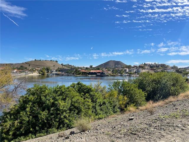 29000 Scout Court, Canyon Lake, California 92587