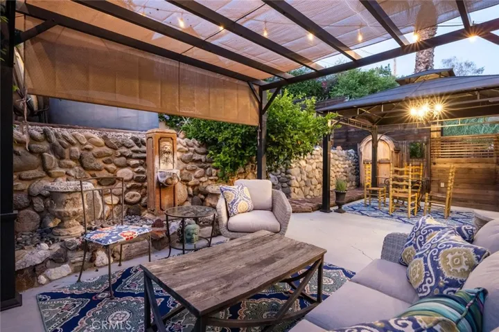 1st Level​​‌​​​​‌​​‌‌​‌‌​​​‌‌​‌​‌​‌​​​‌​​ Patio