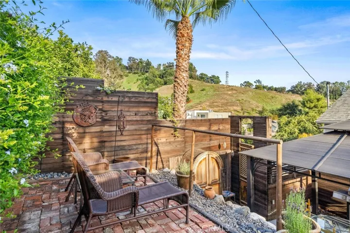 2nd Level Patio