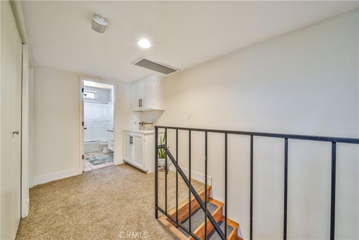 1235 Euclid Street Unit 6, Santa Monica, California 90404