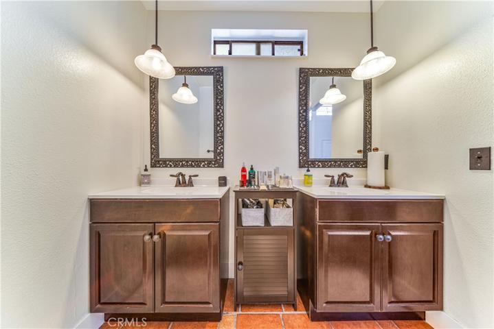 1235 Euclid Street Unit 6, Santa Monica, California 90404