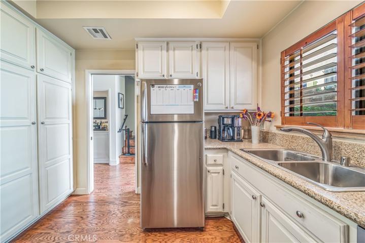 1235 Euclid Street Unit 6, Santa Monica, California 90404