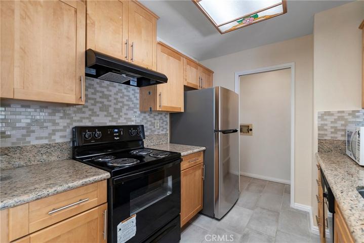 Brand new refrigerator included