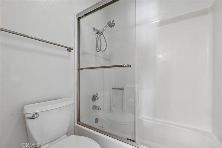 Master tub & shower