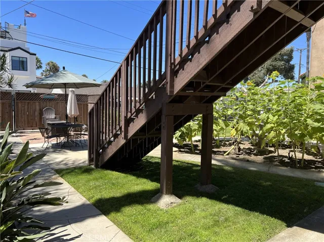 123 6th Street, Huntington Beach, California 92648