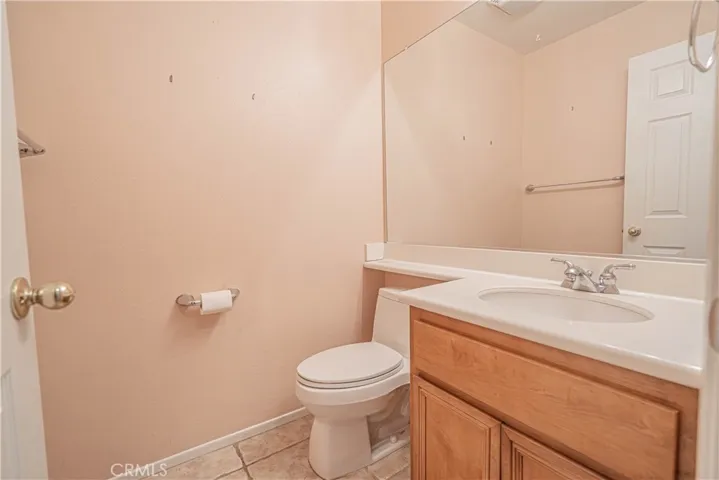 21174 Lone Star Way, Saugus, California 91390